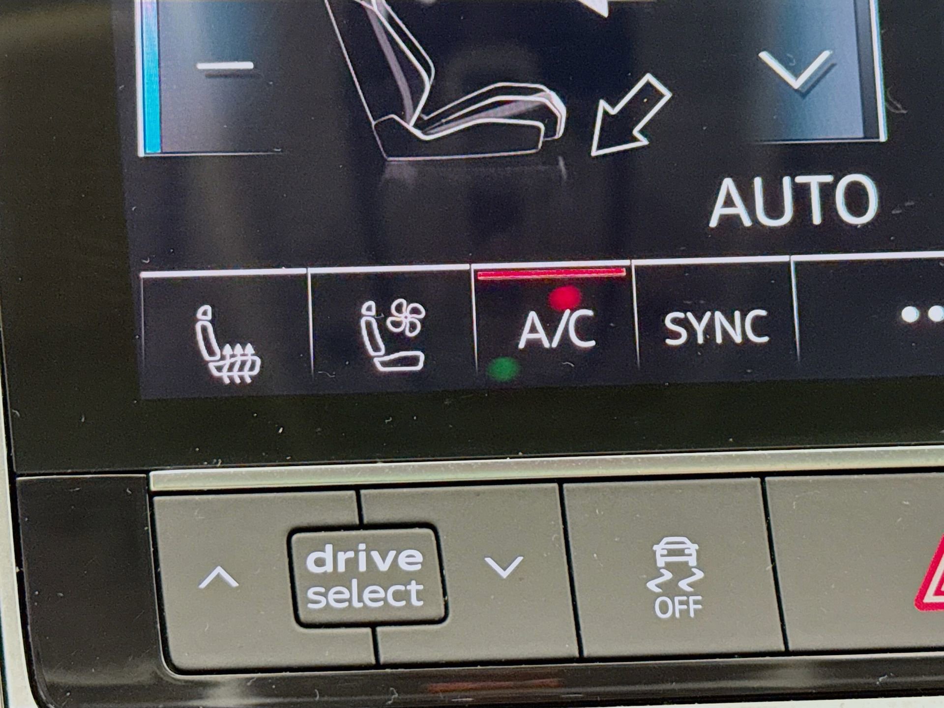 Used 2020 Audi Q8 Premium Plus w/ Premium Plus Package image 21