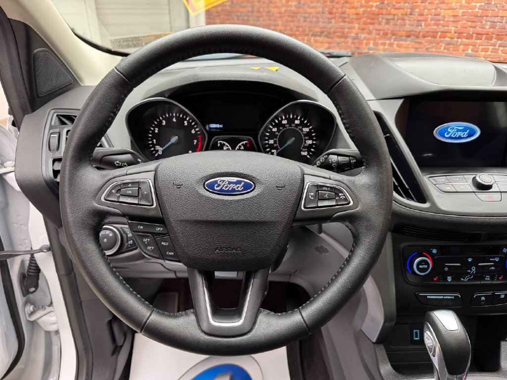 Certified 2019 Ford Escape SEL AWD/4WD image 13