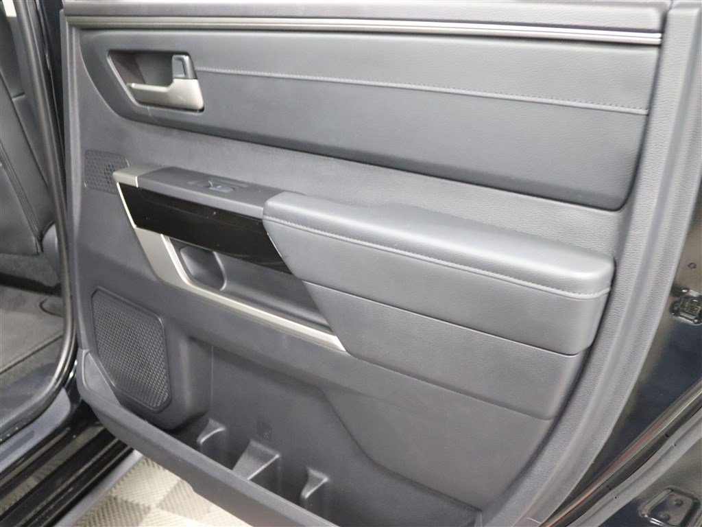 Used 2023 Toyota Tundra Limited AWD/4WD image 20