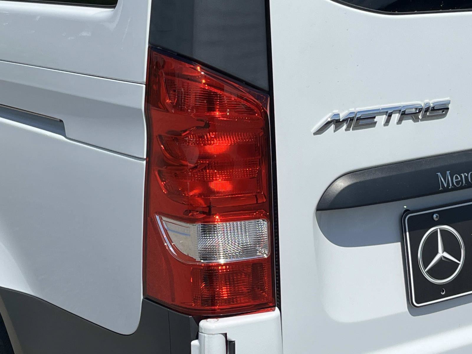 Used 2023 Mercedes-Benz Metris Passenger image 9