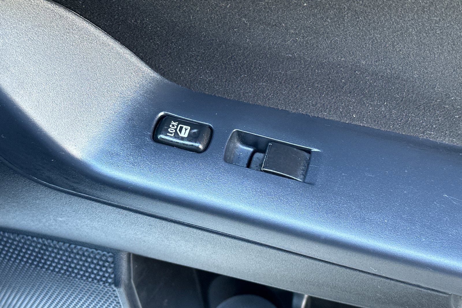 Used 2010 Mitsubishi Lancer Evolution GSR image 21