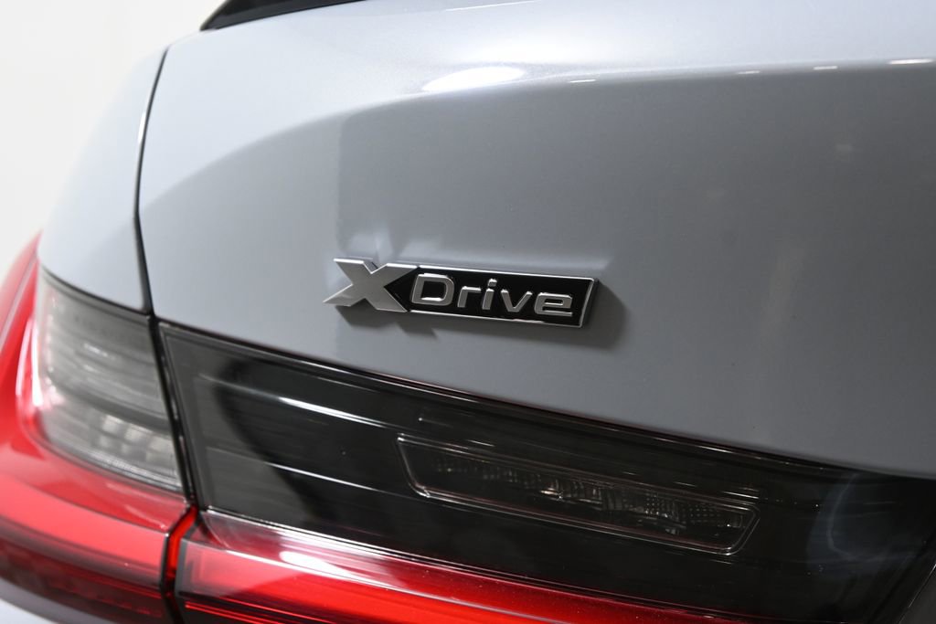 Used 2025 BMW M3 Competition w/ Executive Package image 39