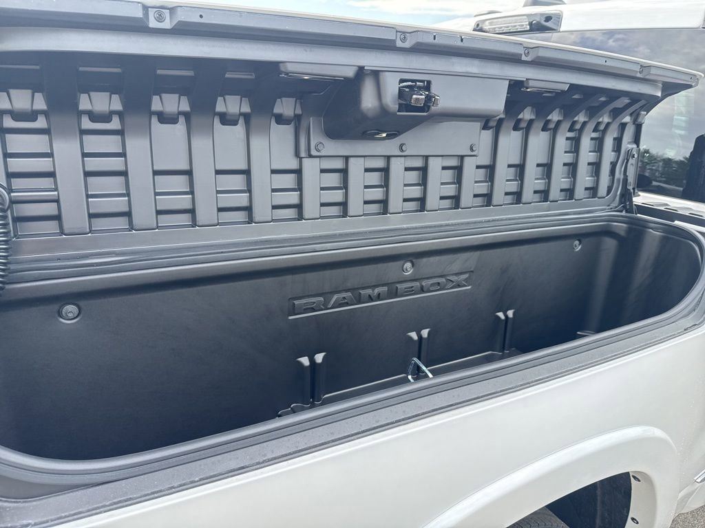 New 2026 RAM 1500 Tungsten AWD/4WD image 30