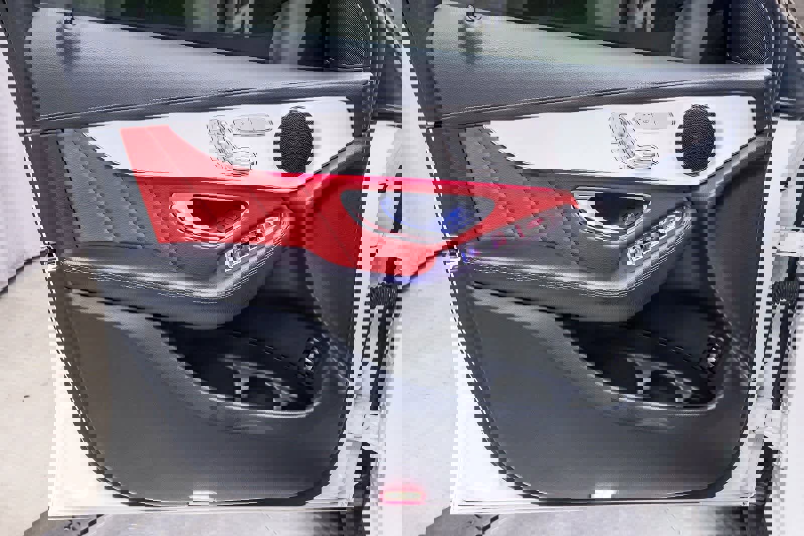 Certified 2022 Mercedes-Benz GLC 300 4MATIC Coupe w/ AMG Line image 23