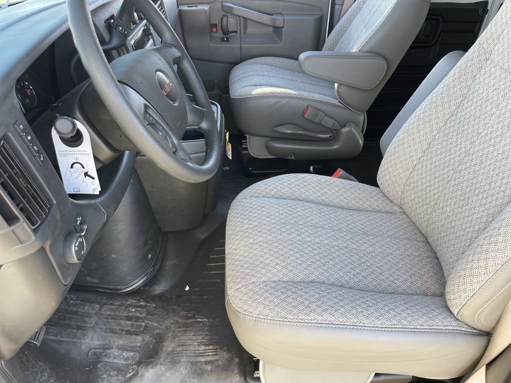 New 2025 GMC Savana 2500 Extended w/ Driver Convenience Package image 20