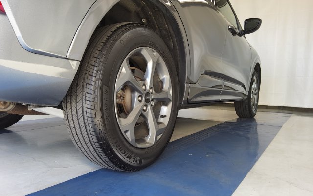 Used 2024 Ford Escape ST-Line w/ Tech Pack #1 AWD/4WD image 6