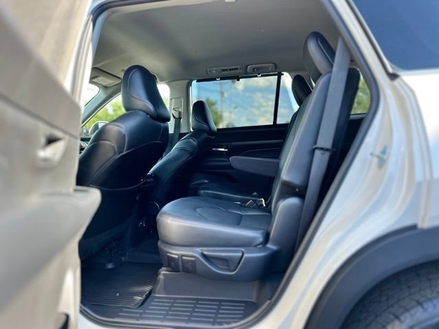 Used 2024 Toyota Grand Highlander AWD image 19