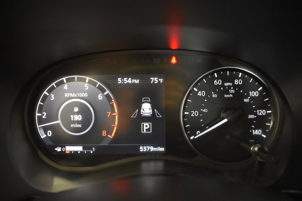 Certified 2023 Nissan Kicks SR FWD image 26