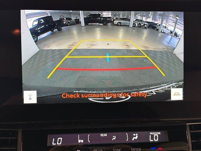 Certified 2026 Toyota Sienna Limited FWD image 35