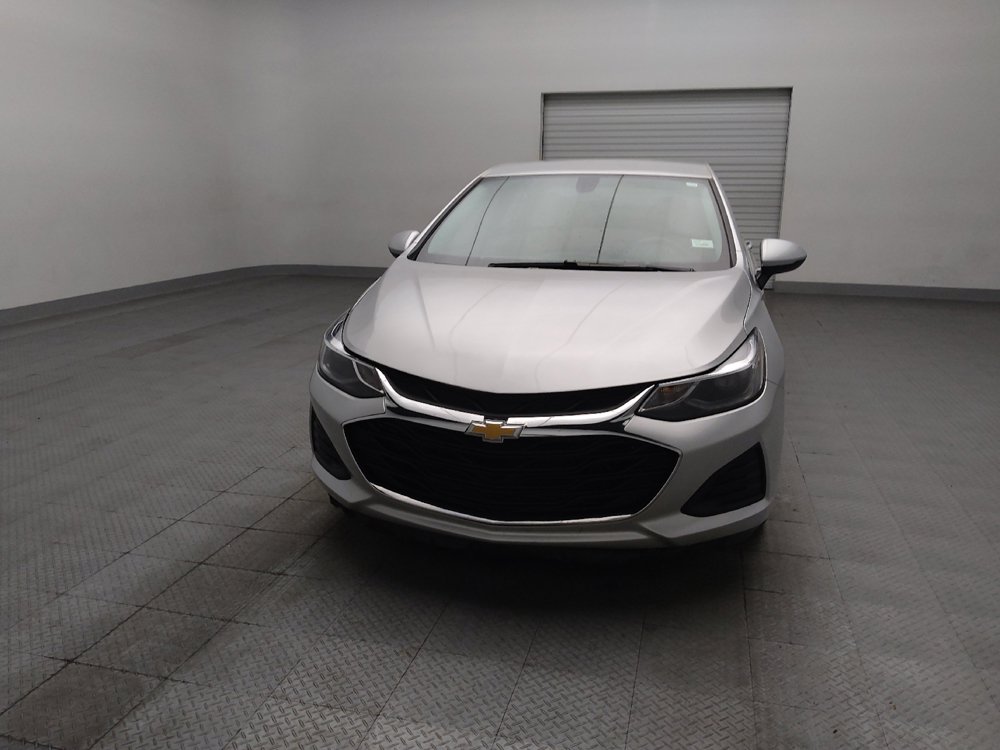 Used 2019 Chevrolet Cruze LT w/ Convenience Package FWD image 15