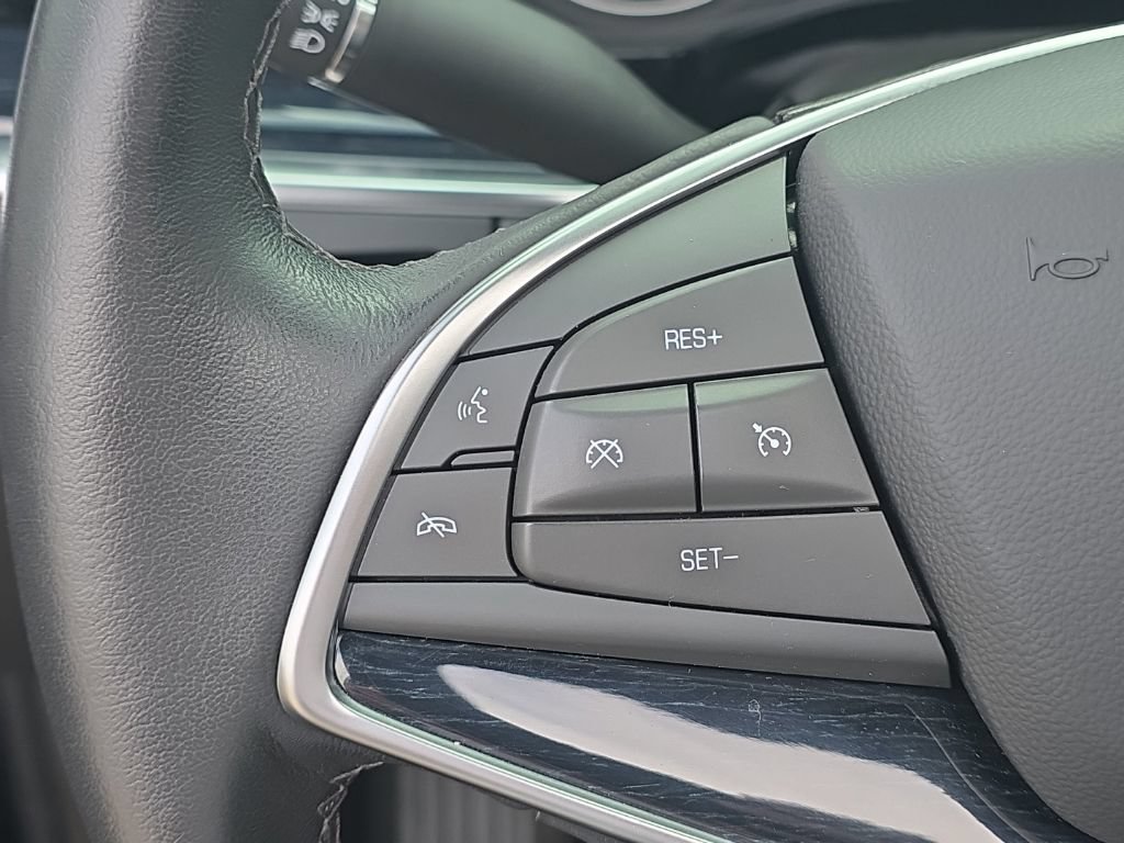Used 2024 Cadillac XT5 Premium Luxury w/ LPO, Floor Liner Package AWD/4WD image 19
