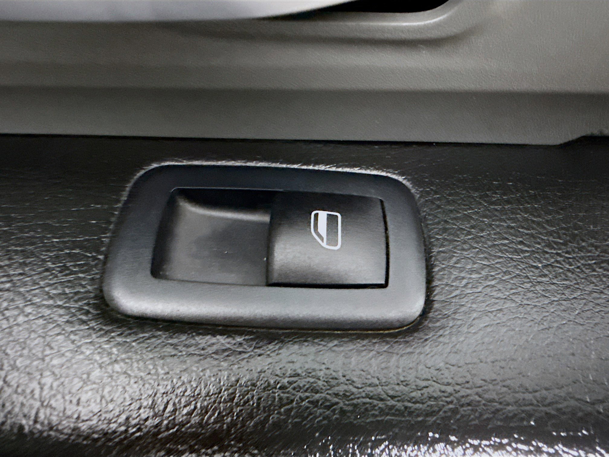 Used 2021 RAM 2500 Big Horn image 30