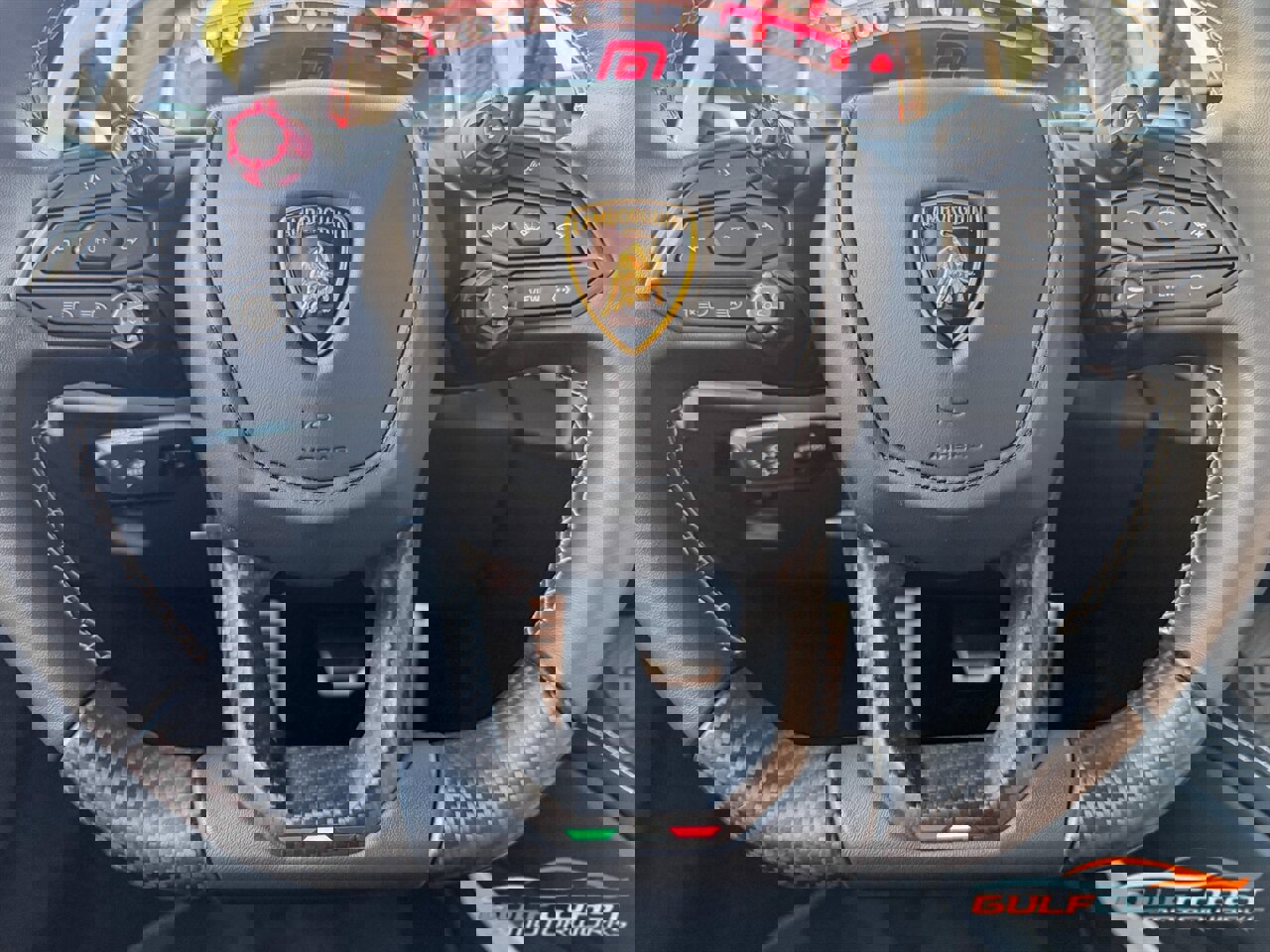 Used 2024 Lamborghini Revuelto image 32