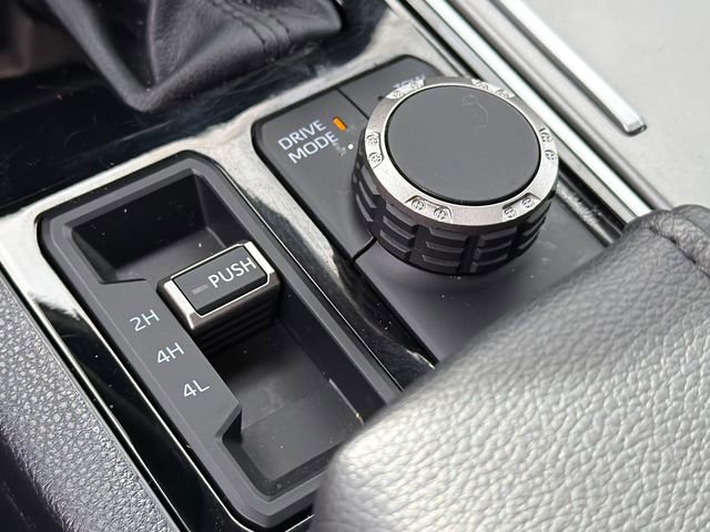 Used 2025 Toyota Sequoia SR5 image 27