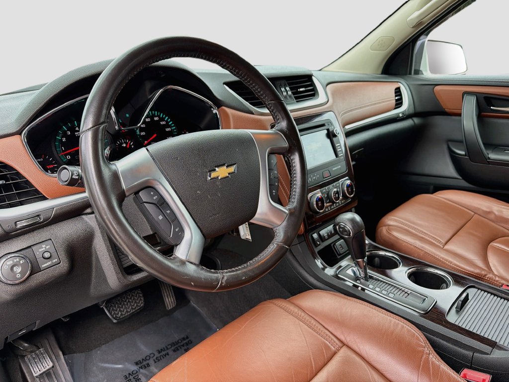 Used 2017 Chevrolet Traverse LT AWD/4WD image 26