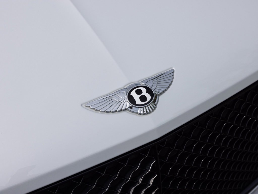 Used 2023 Bentley Bentayga image 18
