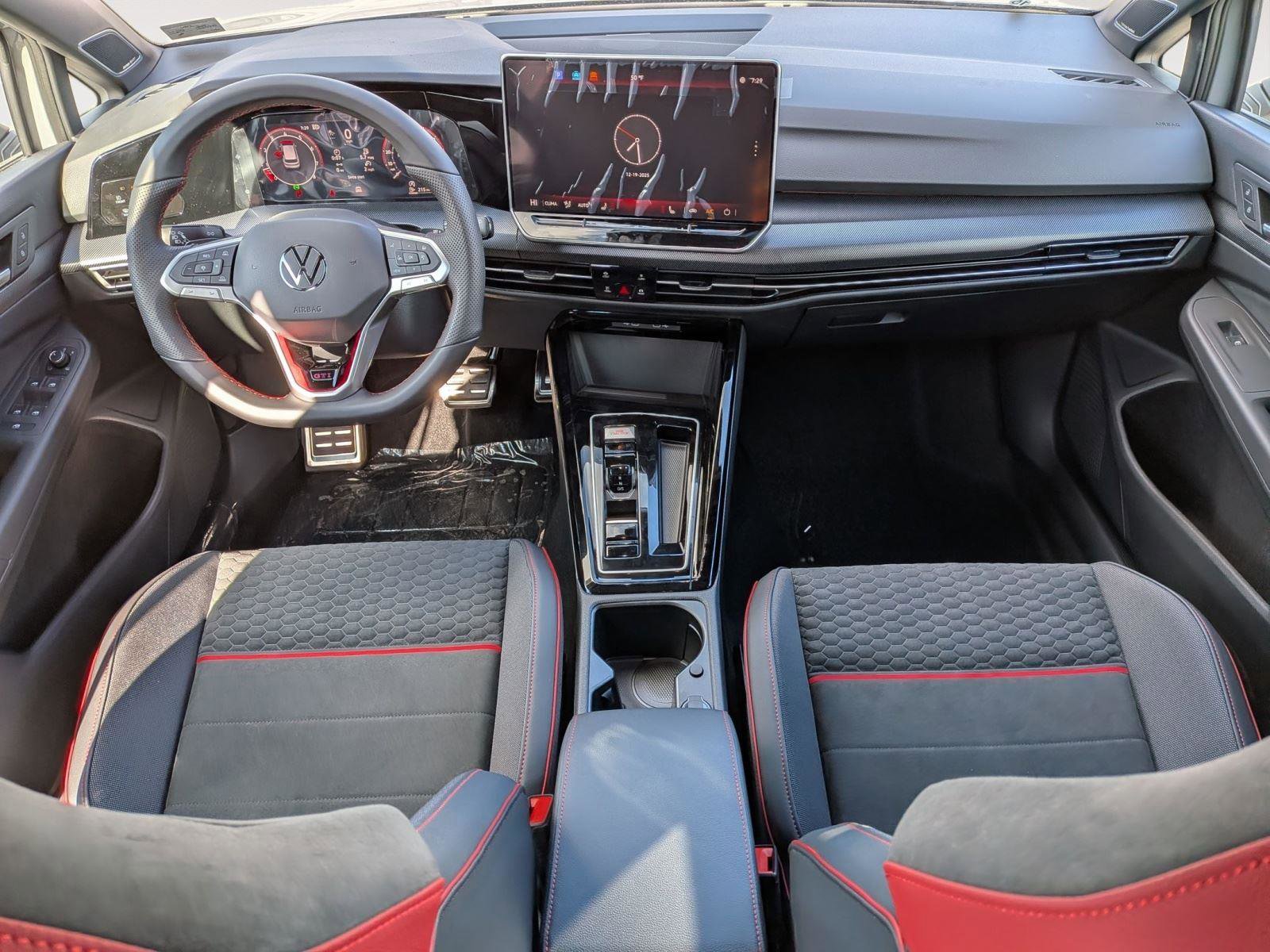 New 2026 Volkswagen Golf SE FWD image 28