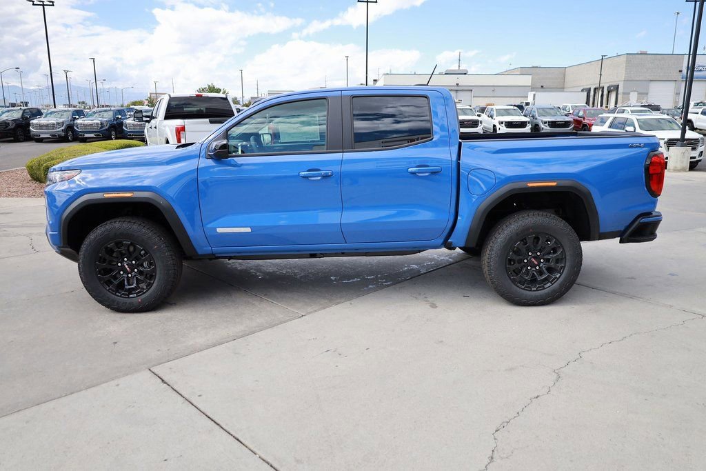 New 2026 GMC Canyon Elevation w/ Convenience Package image 3