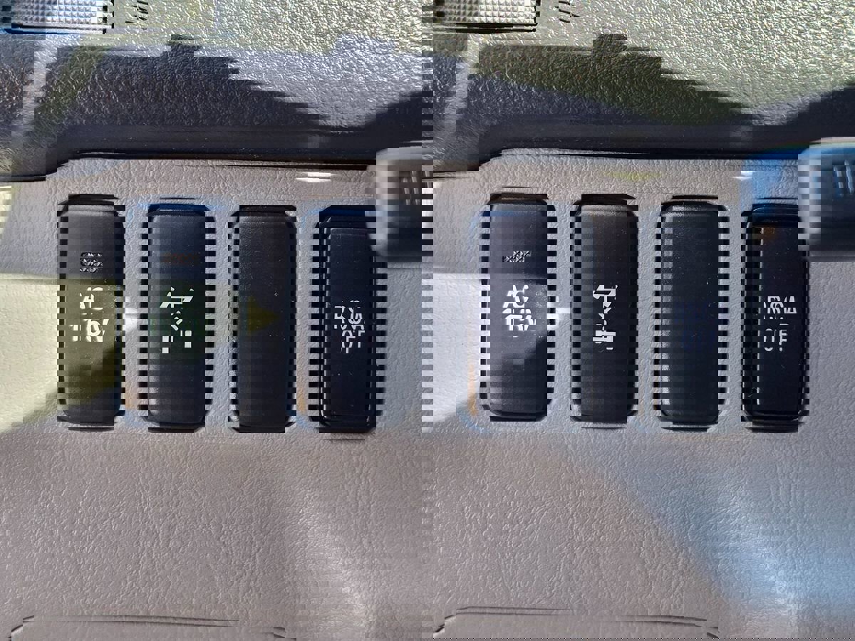 Used 2005 Toyota 4Runner Limited image 44