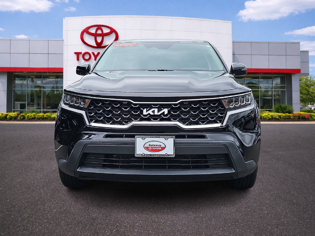 Used 2022 Kia Sorento LX AWD/4WD image 2