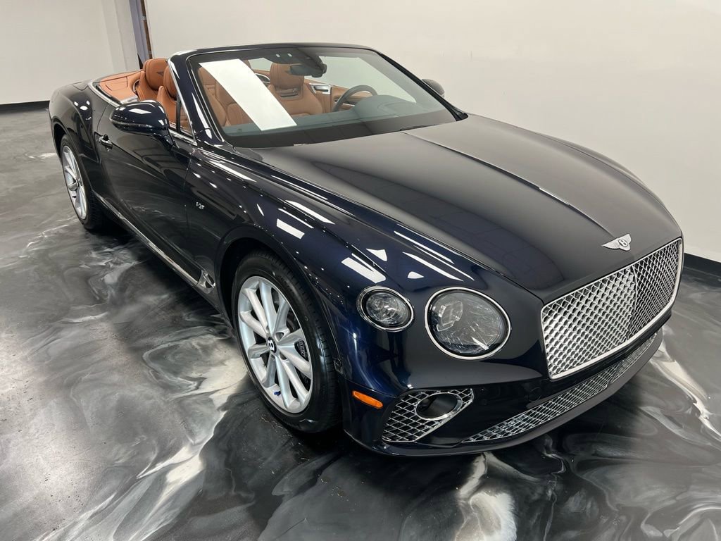 Used 2020 Bentley Continental GT image 29