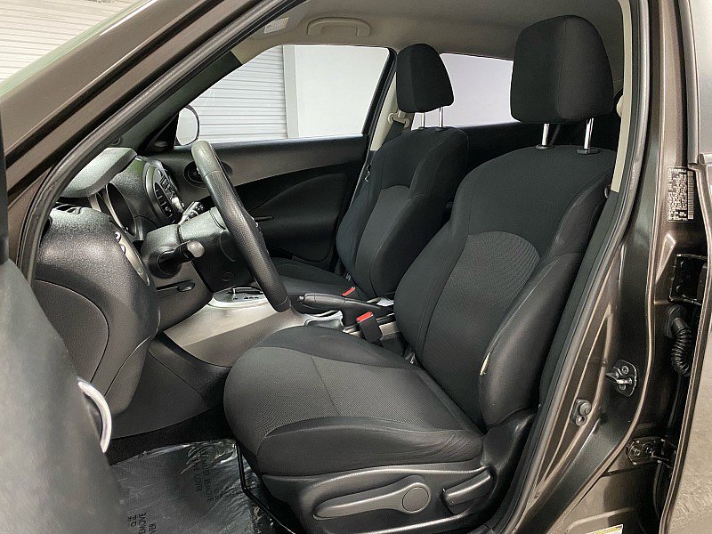 Used 2013 Nissan Juke S image 10