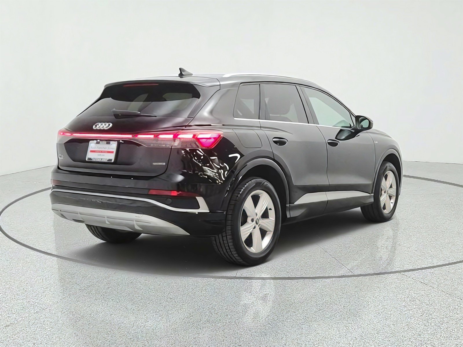 Used 2023 Audi Q4 e-tron Premium w/ Convenience Package AWD/4WD image 5