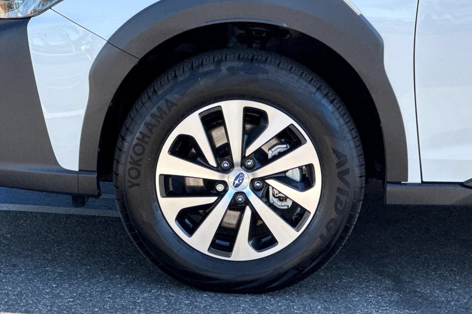 Certified 2025 Subaru Outback Premium AWD/4WD image 30