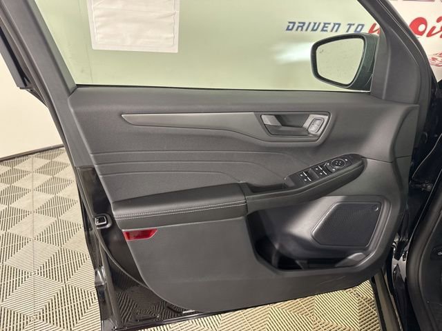 New 2026 Ford Escape Active image 16
