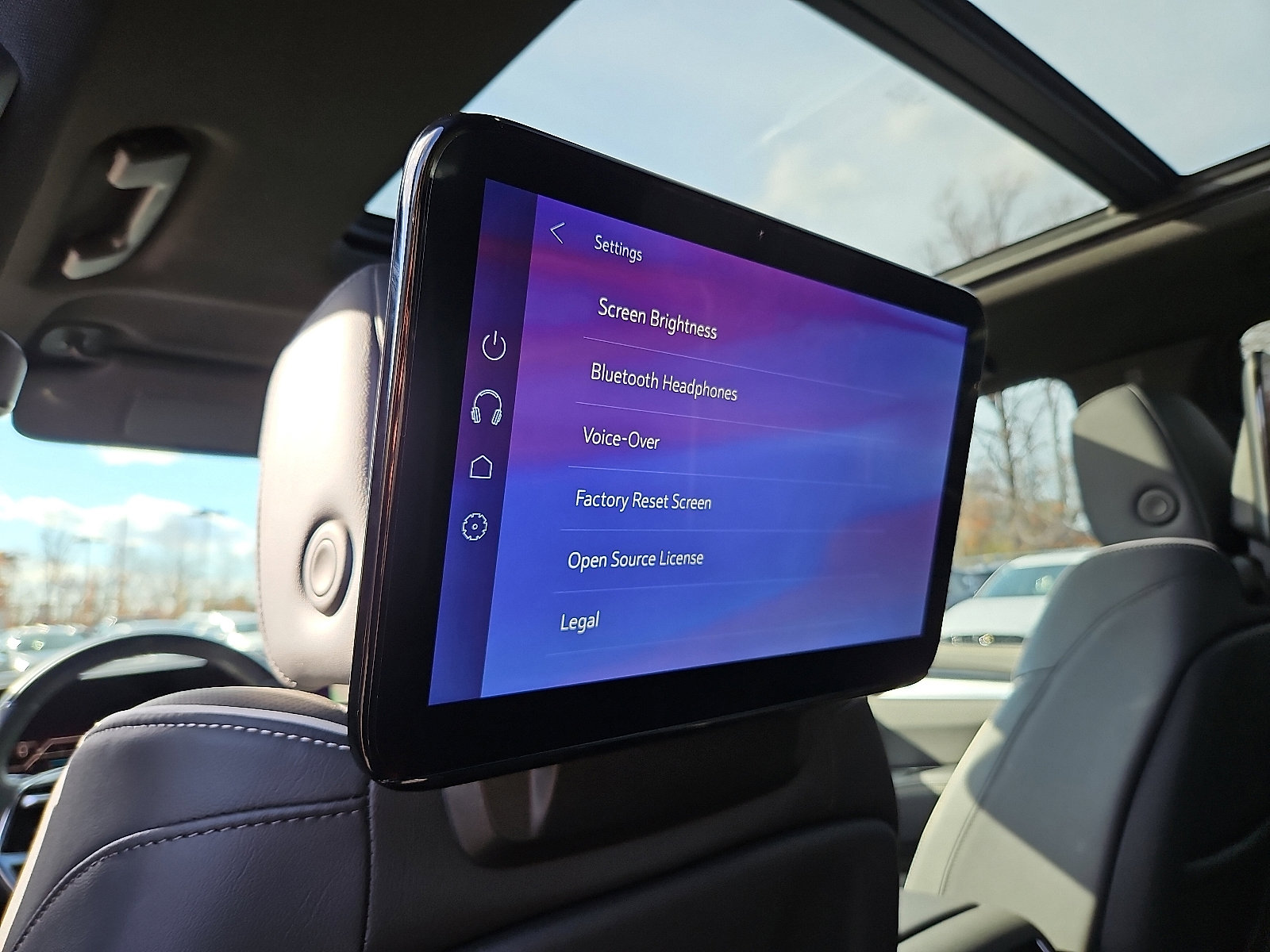 Certified 2025 Cadillac Escalade Sport w/ LPO, ONYX Package image 11