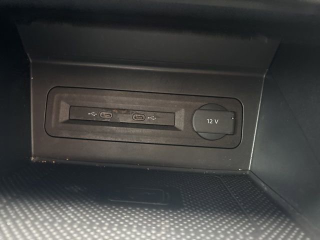 Used 2023 Volkswagen Atlas Cross Sport SEL Premium R-Line image 37