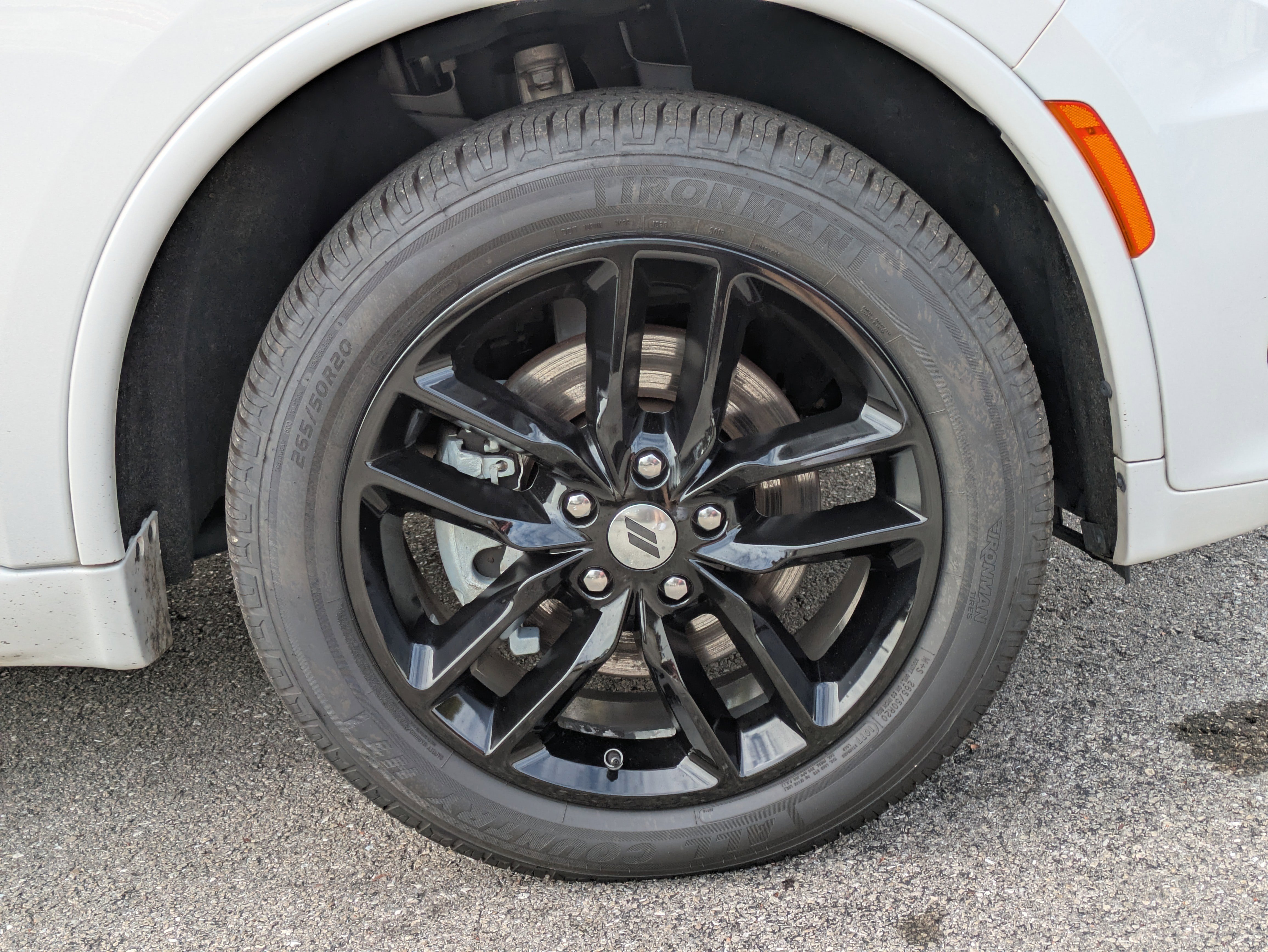 Used 2023 Dodge Durango GT image 11