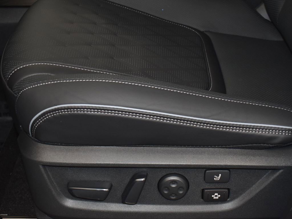 New 2026 INFINITI QX80 Autograph image 18