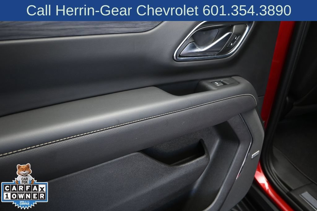 Used 2023 GMC Yukon SLT w/ SLT Premium Package RWD image 15