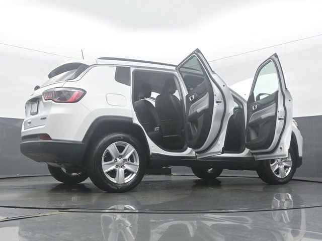 Used 2022 Jeep Compass Latitude w/ Convenience Group image 59