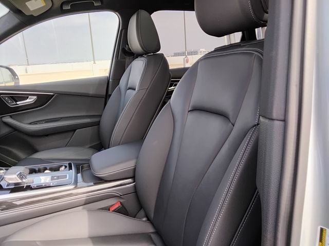 Used 2025 Audi Q7 3.0T Premium Plus AWD/4WD image 18