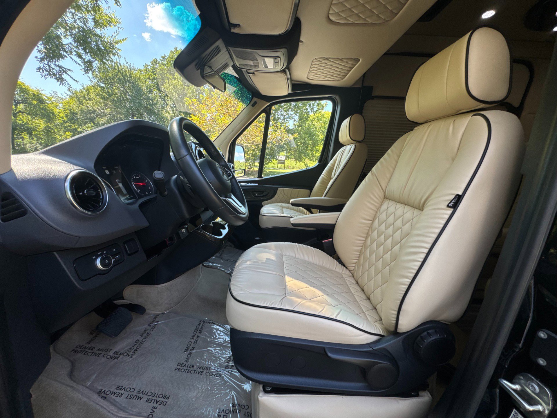 Used 2019 Mercedes-Benz Sprinter 170 image 11