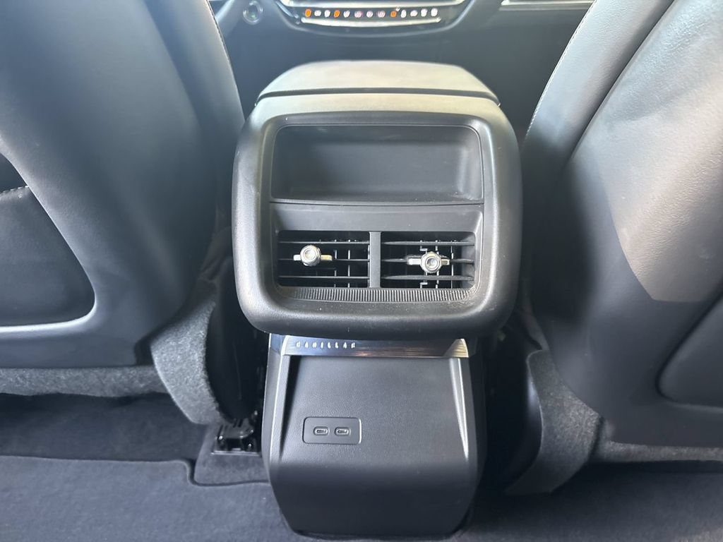 Certified 2024 Cadillac Lyriq Luxury AWD/4WD image 22
