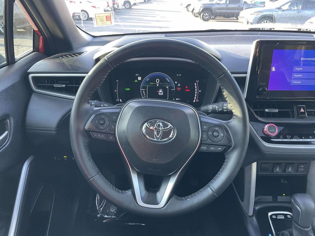 Used 2025 Toyota Corolla Cross AWD Hybrid w/ Convenience Package image 26