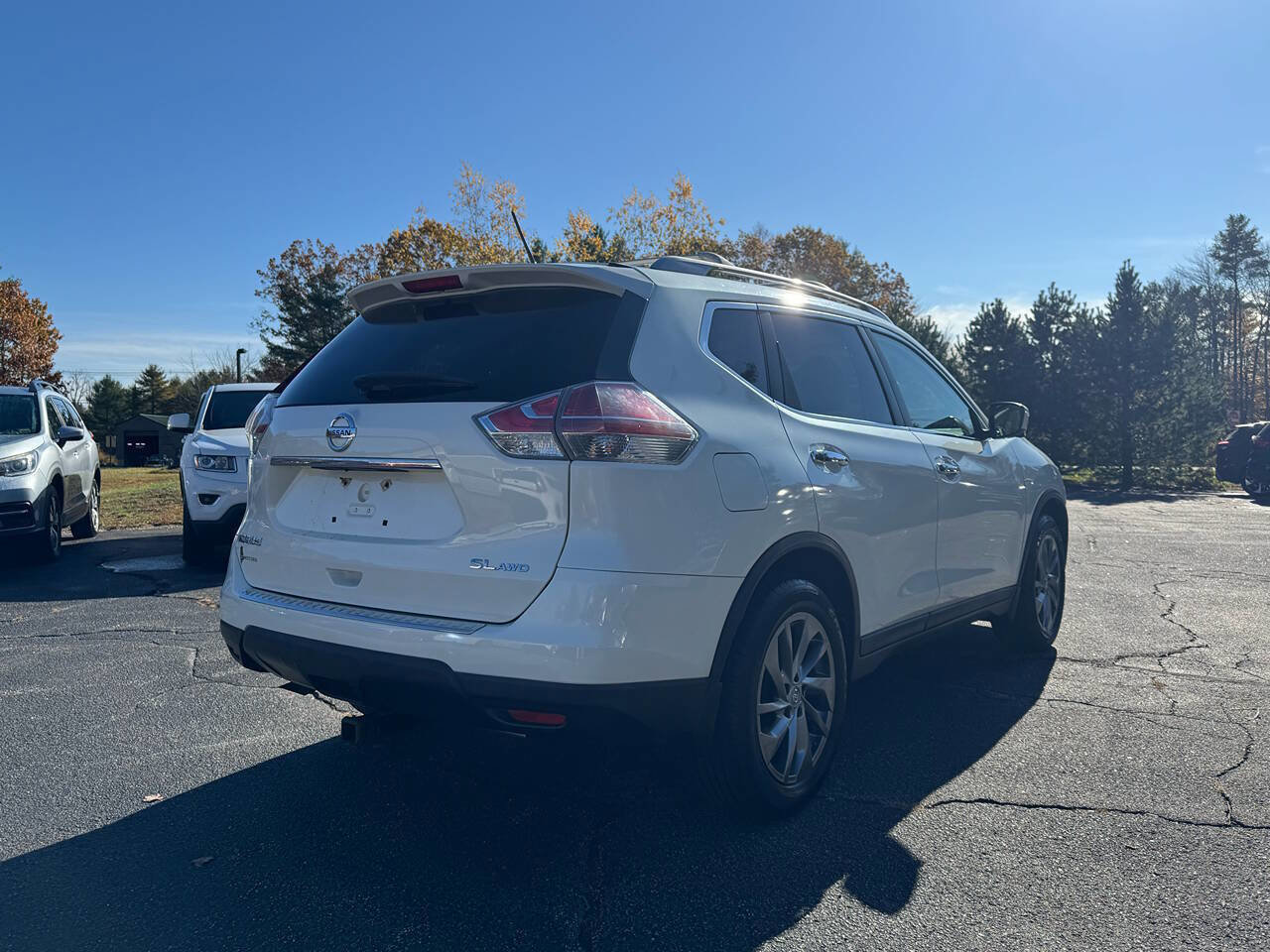 Used 2015 Nissan Rogue SL w/ SL Premium Package image 8