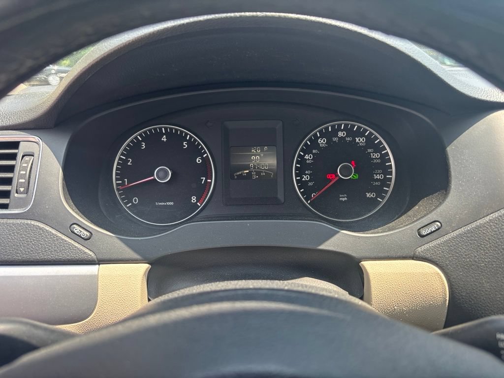 Used 2013 Volkswagen Jetta SE FWD image 10