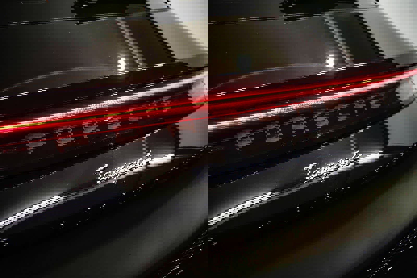 Used 2023 Porsche Taycan 4 Cross Turismo image 10