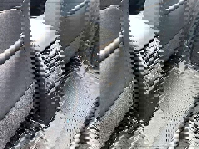 Used 2024 Subaru Ascent Touring AWD/4WD image 30