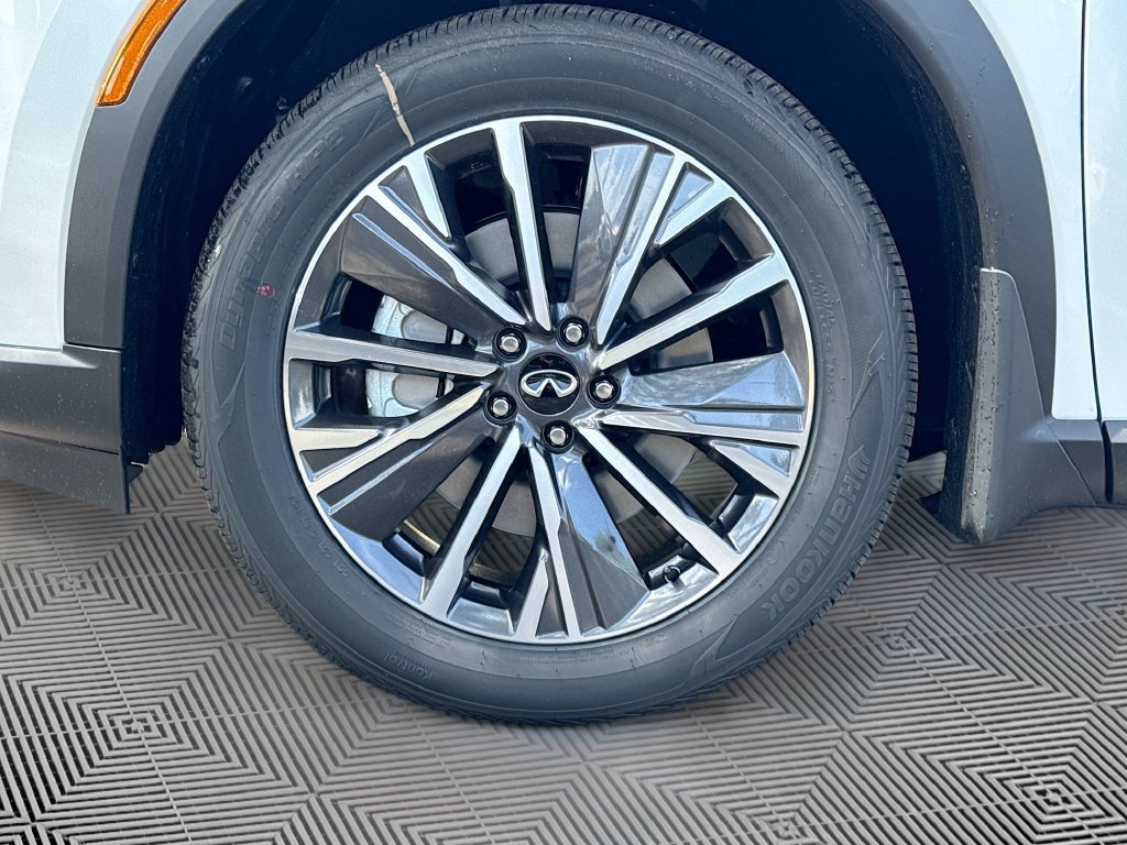 New 2027 INFINITI QX60 Luxe w/ Cargo Package FWD image 34