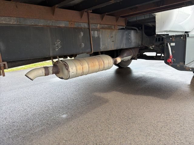Used 2022 Ford F750 2WD Regular Cab Super Duty image 6
