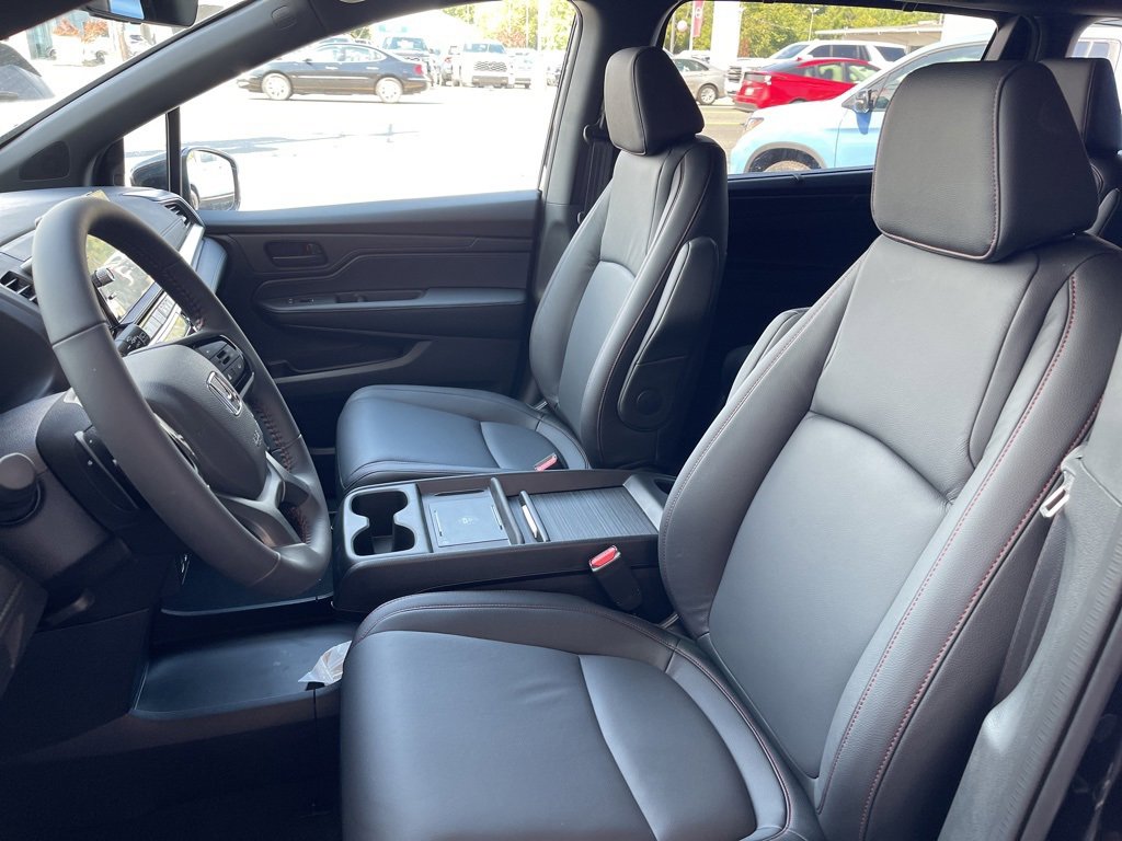 New 2026 Honda Odyssey Sport-L image 17