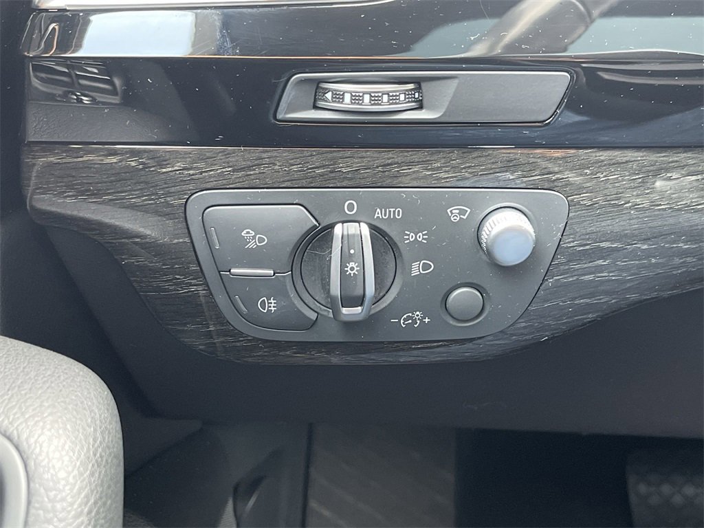 Used 2019 Audi Q7 3.0T Prestige w/ Prestige Package image 18