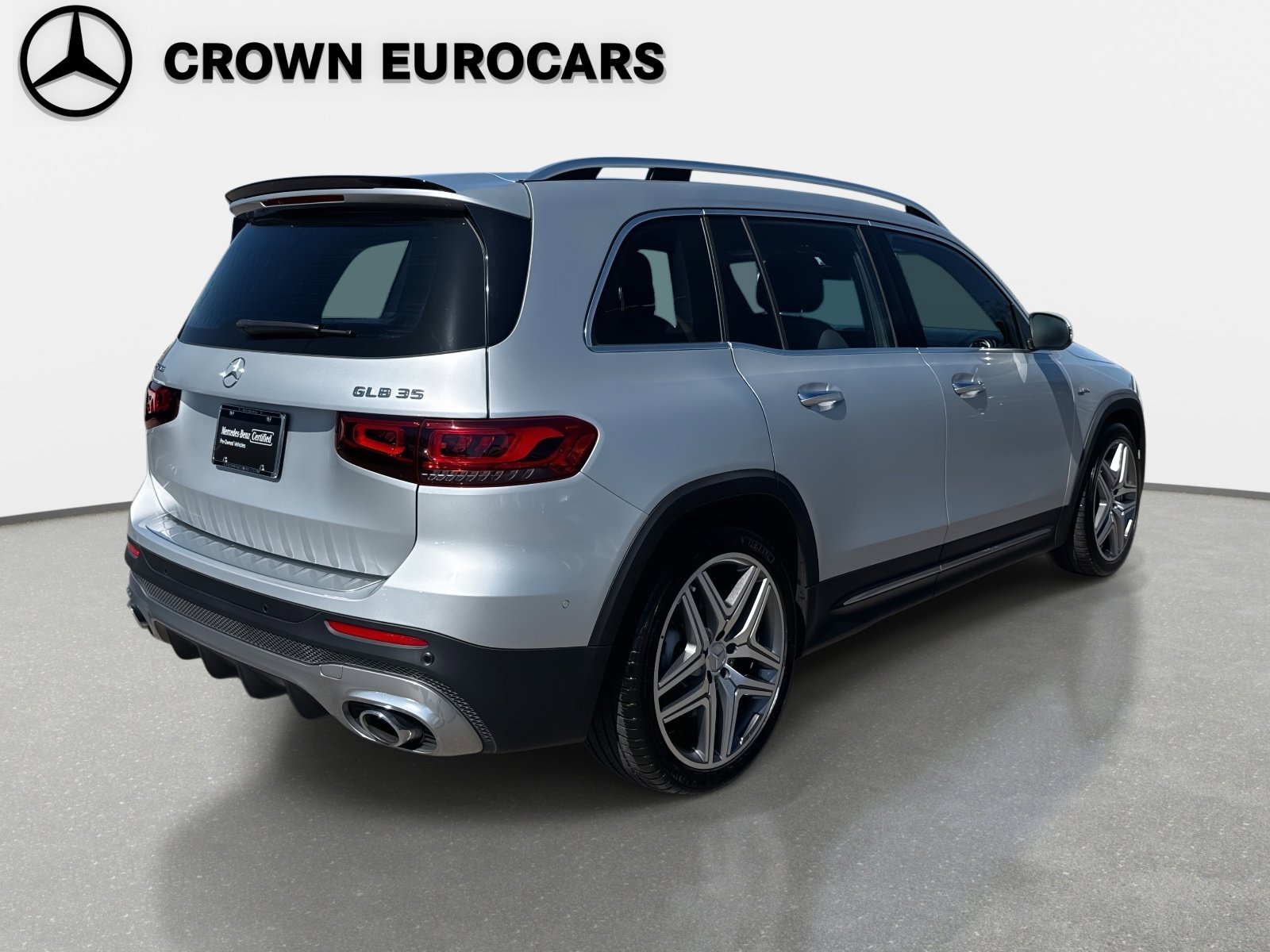 Certified 2022 Mercedes-Benz GLB 35 AMG 4MATIC image 5