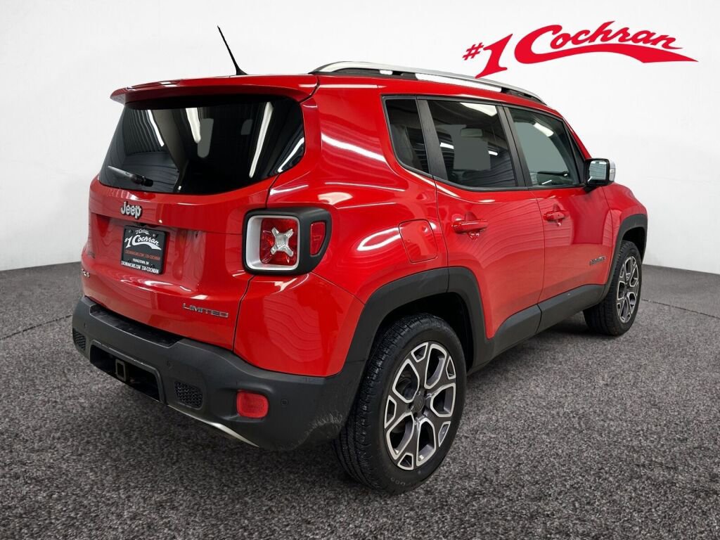 Used 2015 Jeep Renegade Limited image 23