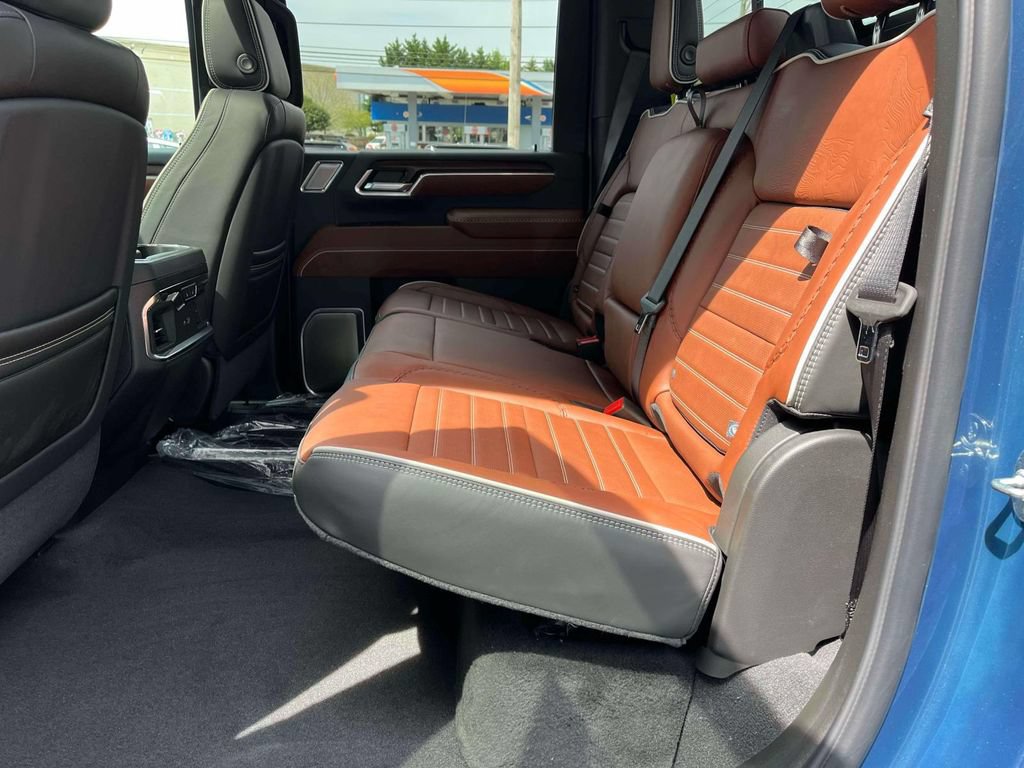 New 2026 GMC Sierra 2500 Denali Ultimate w/ Max Trailering Package AWD/4WD image 17